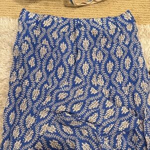 Zara Blue and White Leaf Pattern pants